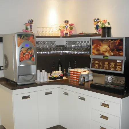 Hotel Amedeo 2*