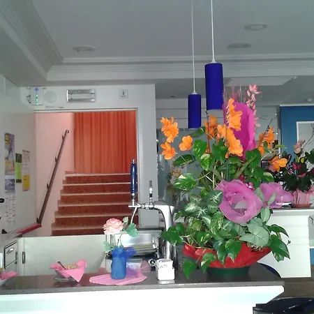 Amedeo Hotel 2*