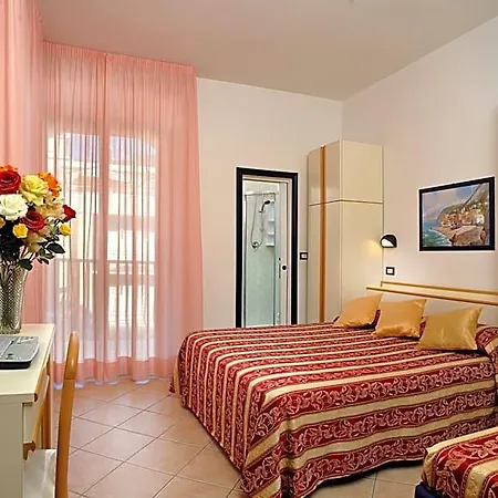 Hotel Amedeo 2*